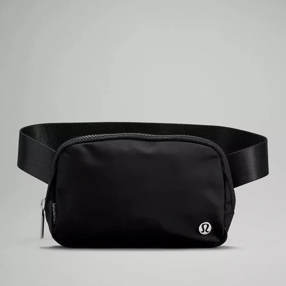 🌿NWT Lululemon Everywhere Belt Bag - Picture 1 of 7